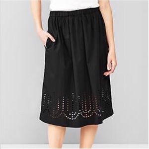 XS Petite Black Gap Midi Skirt